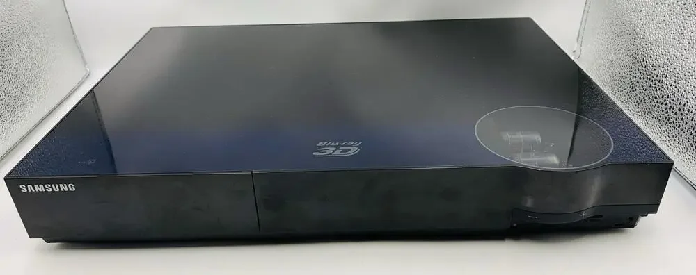 Samsung Blu-ray 3D DVD Vacuum Tube Player Model HT-E6500 Tested